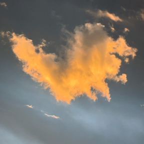 cloud shaped heart